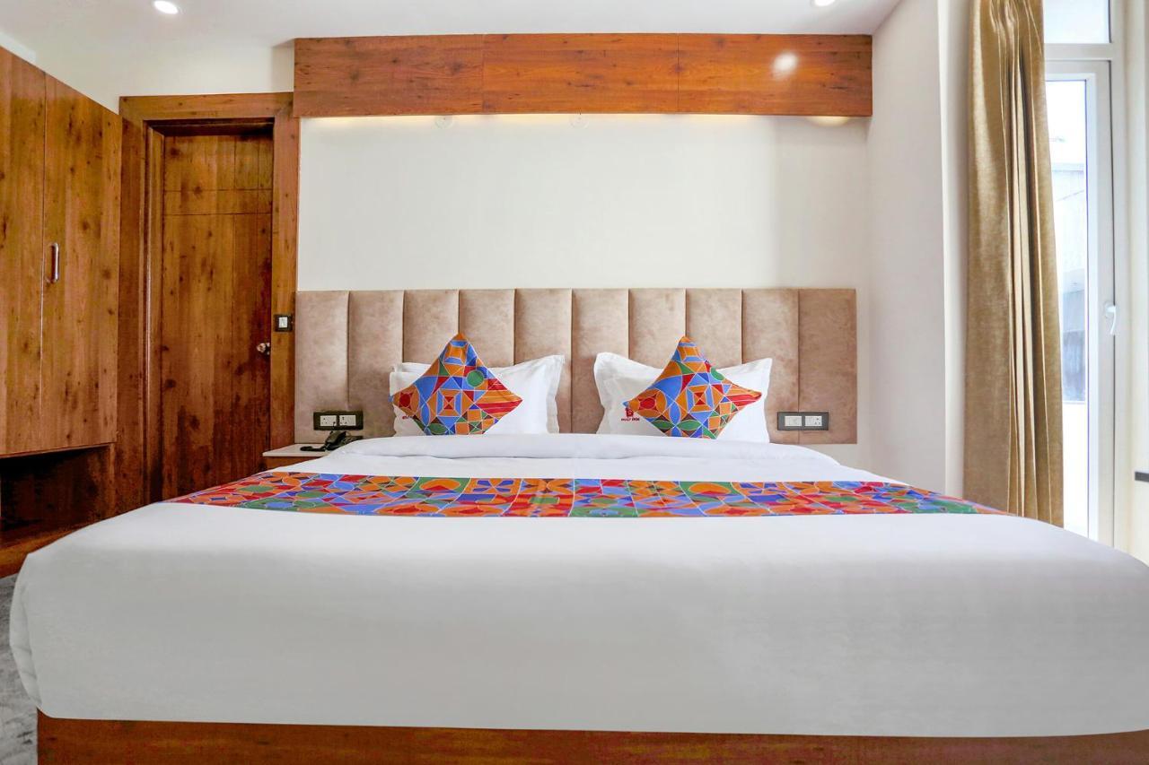 Fabhotel Golf Inn Golf Course Road Gurgaon Exterior foto