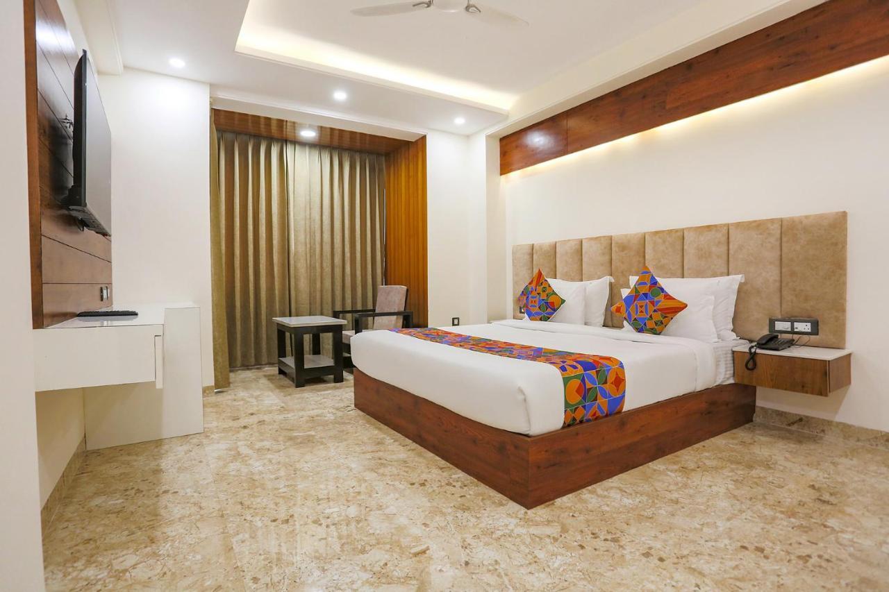 Fabhotel Golf Inn Golf Course Road Gurgaon Exterior foto